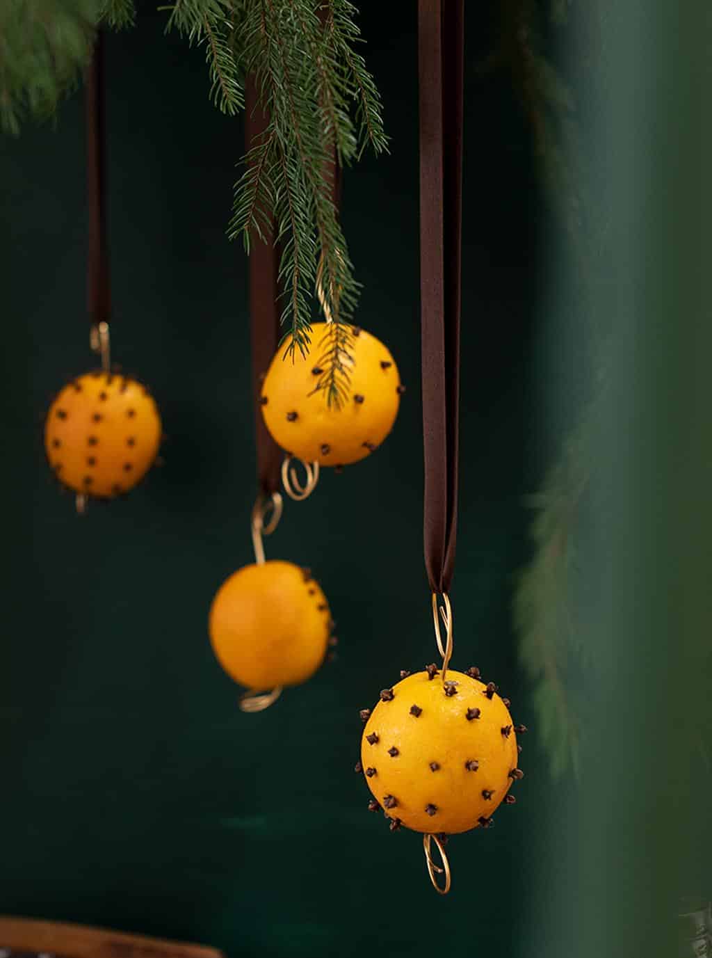 Orange_Christmas_table_Foto_Carletto_Ferrarie_4