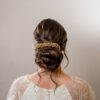 Isabellafloristik_Hochzeit_Heirateninkaernten_Haarschmuck_Haarspange_Sichel_Brautschmuck_Trockenblumen_gold