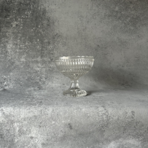 Vintage Vase mit Fuß